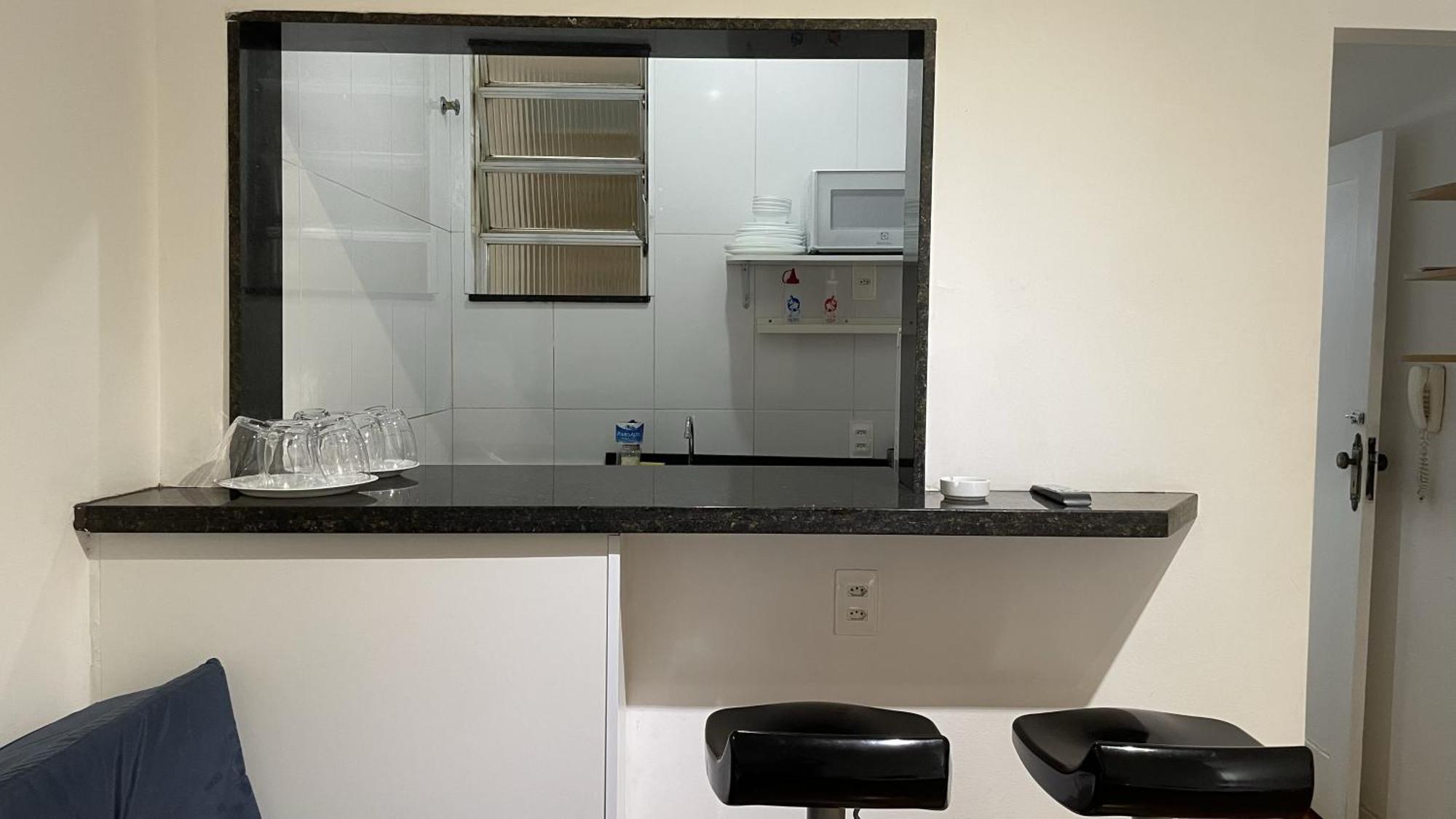 Appartement 1 Block From Copacabana Beach, Whole Apt, Posto 4